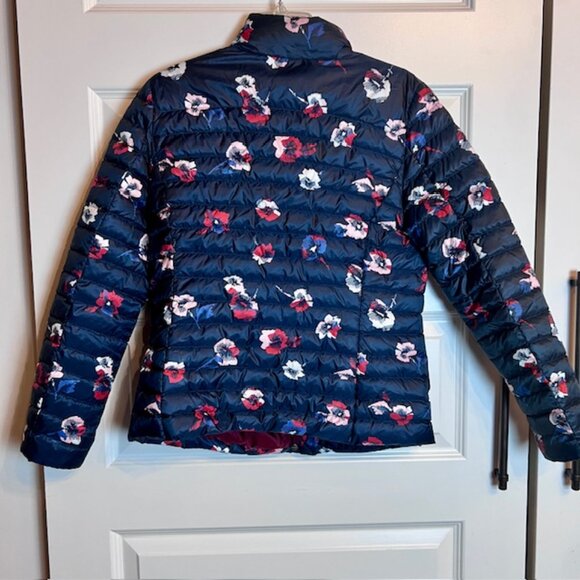 GANT Navy Floral Print Quilted Puffer Jacket Size M - Picture 5 of 10